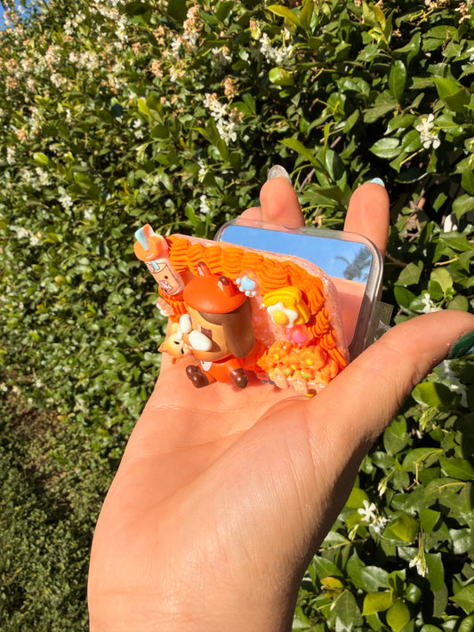 Crying baby Phone Clip – Beaded Charm Accessory