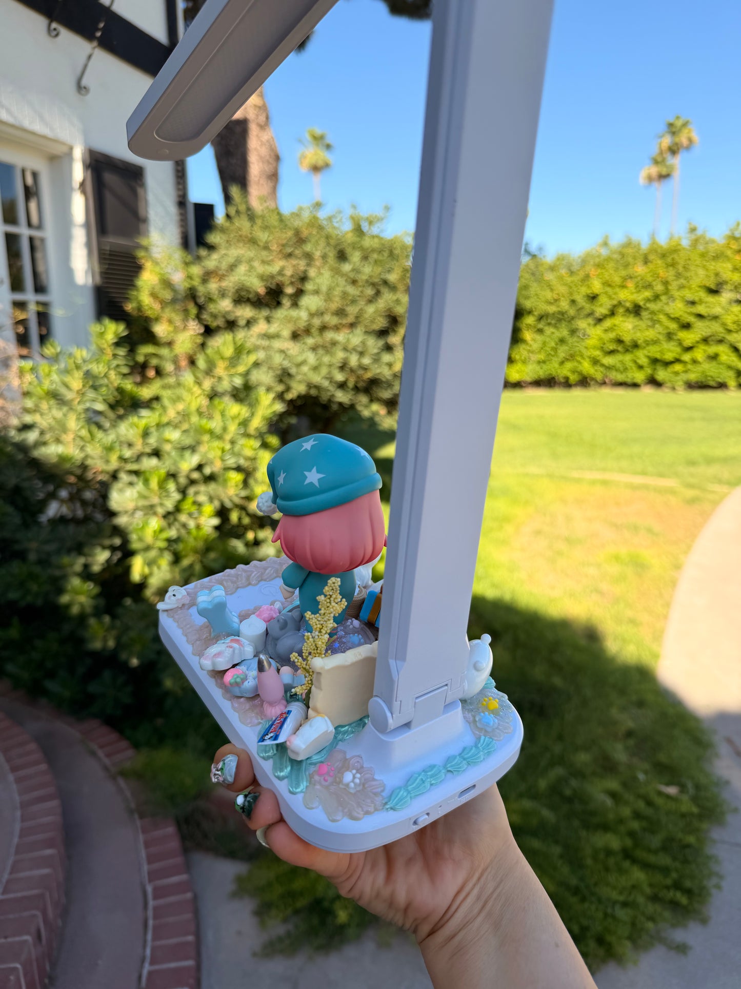 Spy Hand Crafted Kawaii Deco Art Desk Light