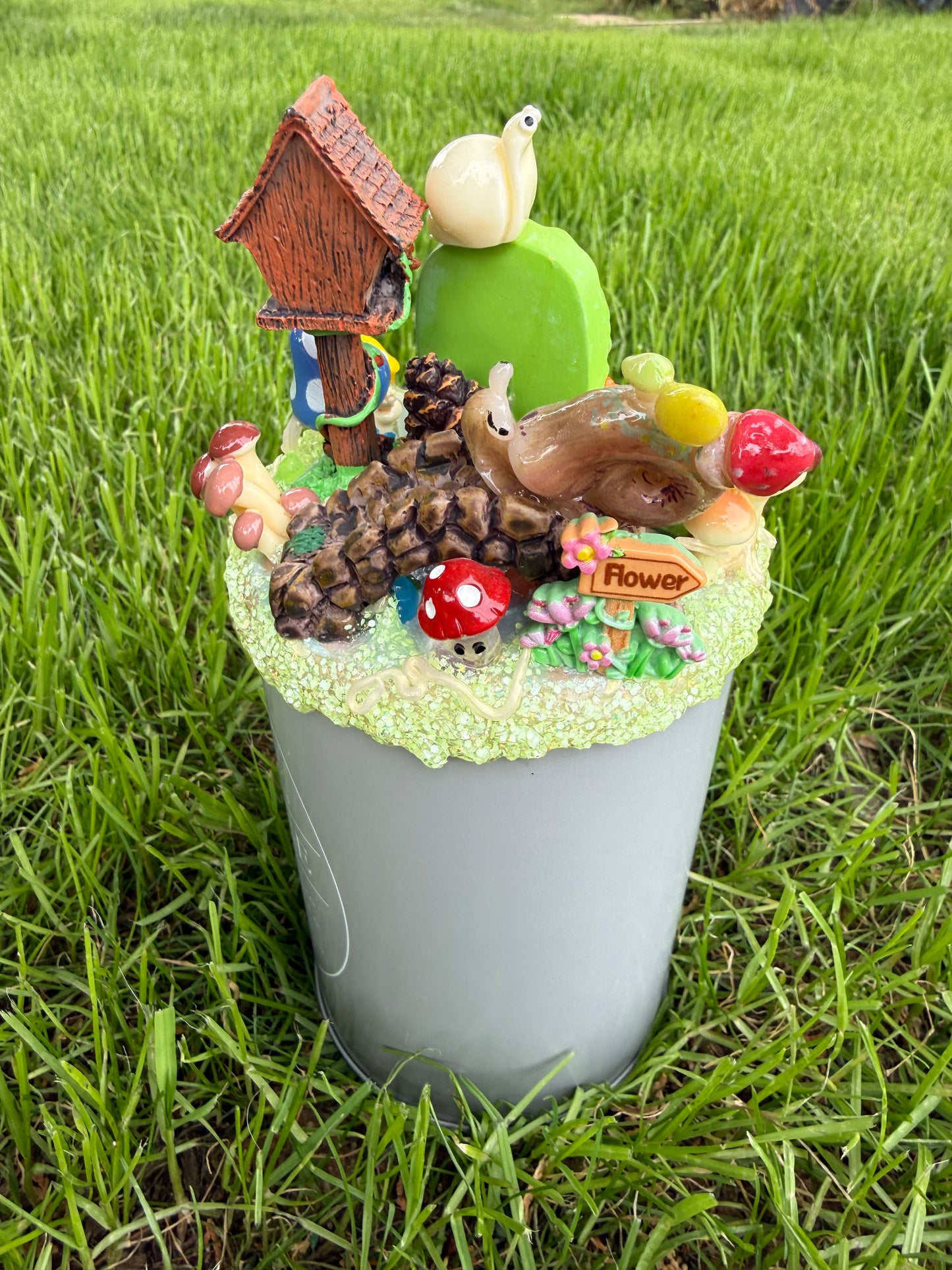 🌲✨ Woodland Story Decoden Container – Handmade Collectible ✨🌲