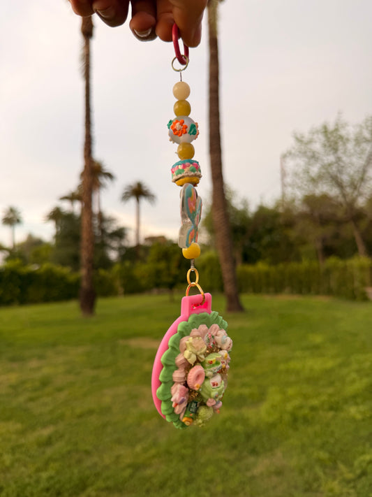 💖✨ Beaded Mirror Keychain – Handmade Charm Accessory ✨💖