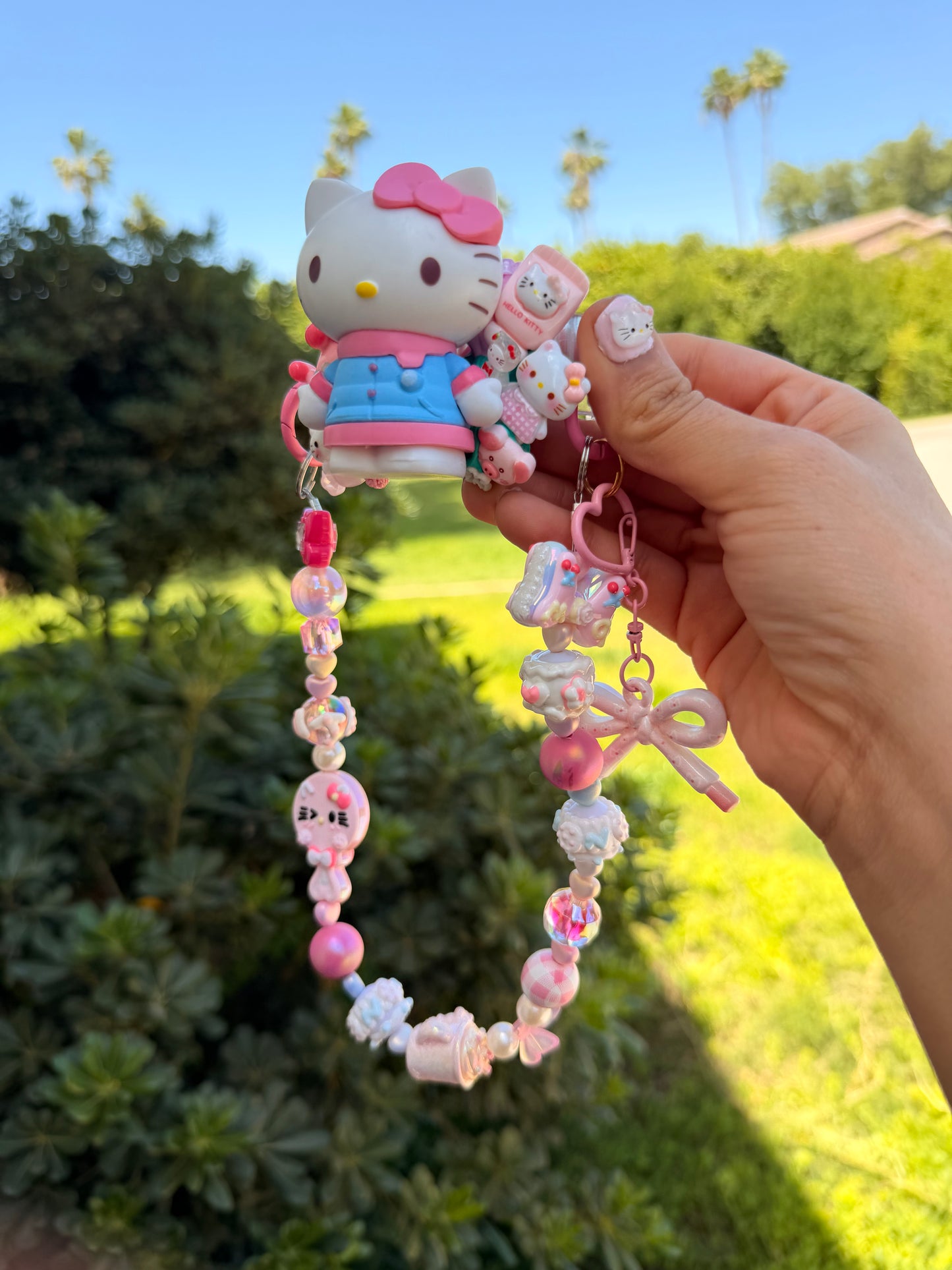 Meow Phone Clip – Beaded Charm Accessory