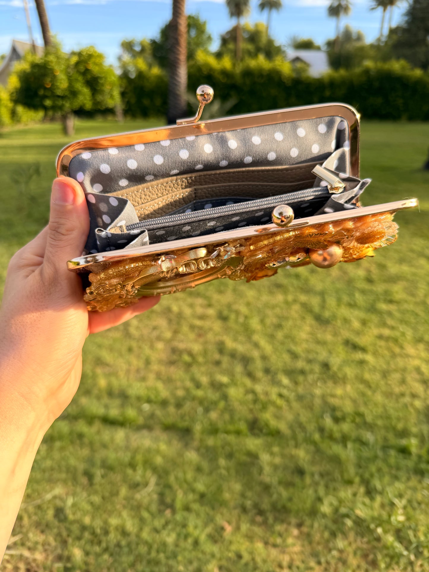 🐶✨ Golden Luxe Dog Decoden Pouch – Handcrafted Hand-Painted Clutch