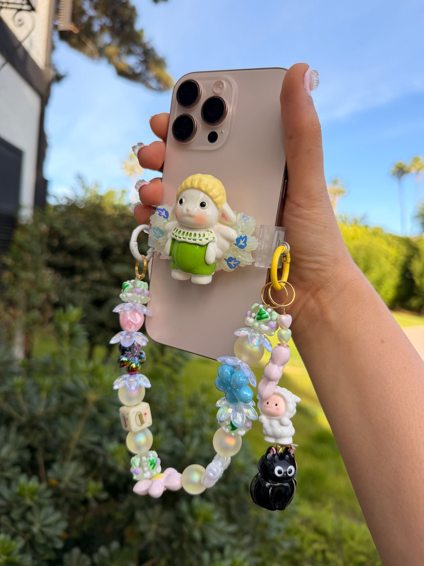 Baba Phone Clip – Beaded Charm Accessory
