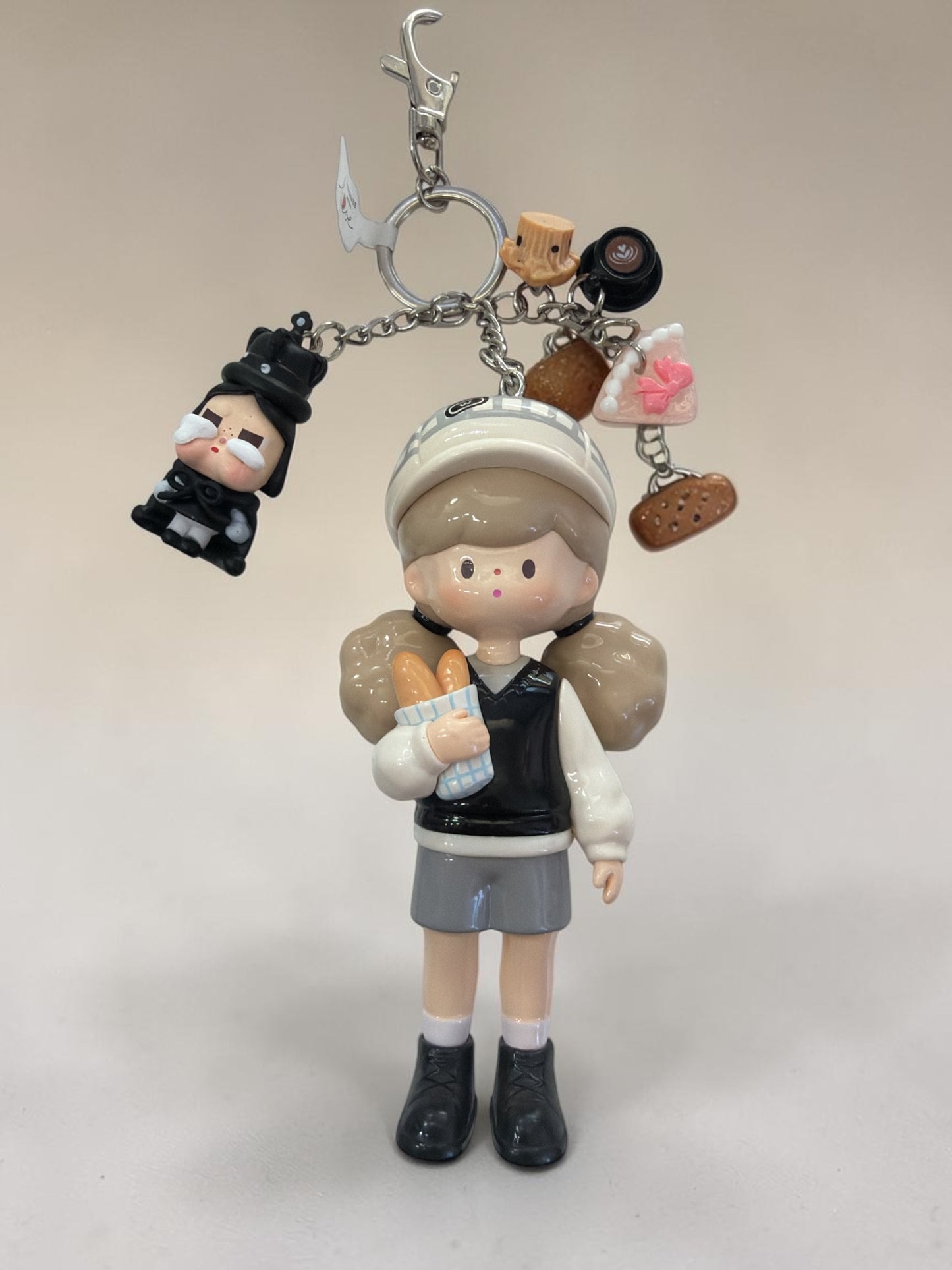 Doll Charm Keychain – Kawaii Mini Figure Bag Accessory