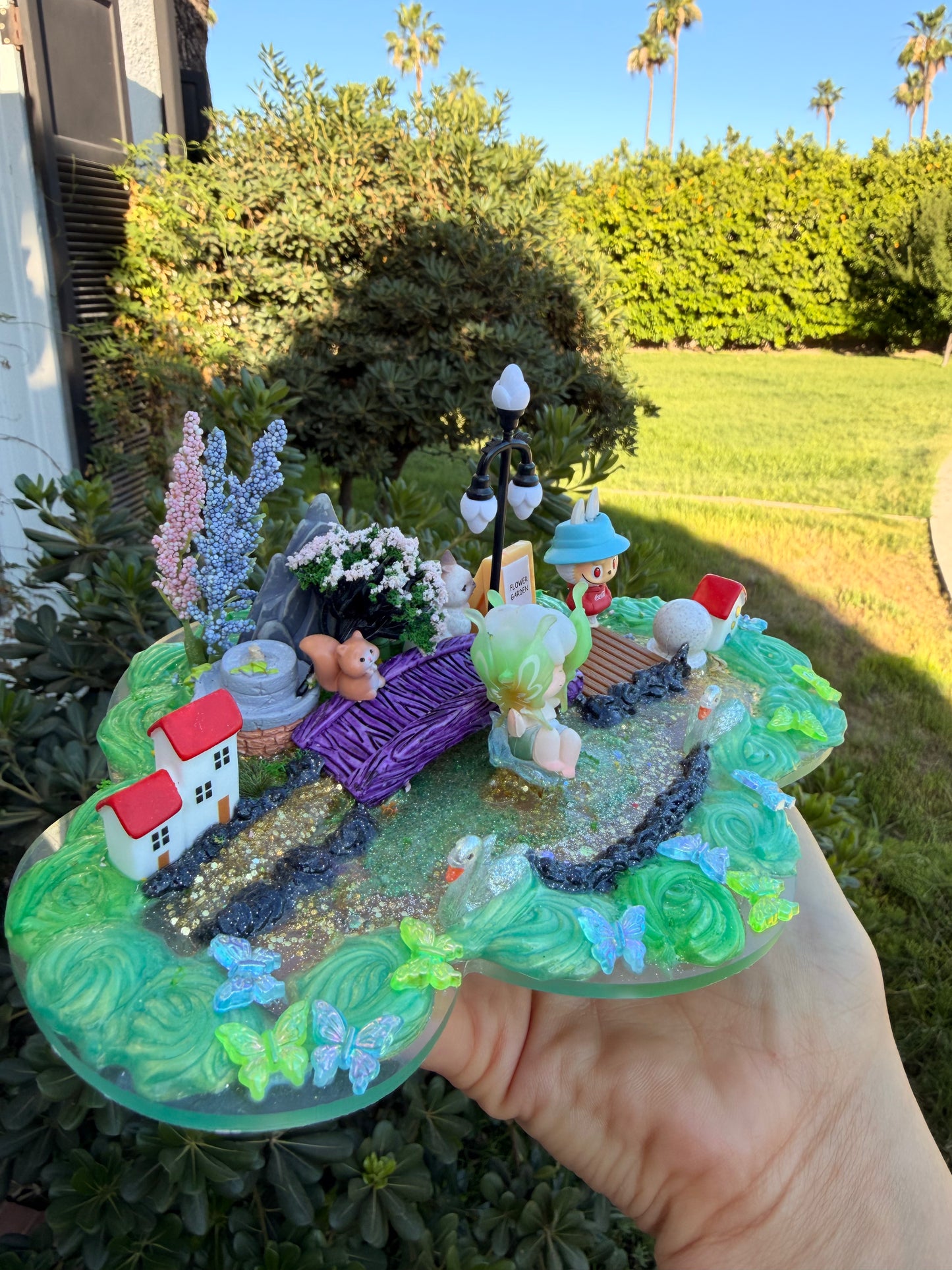 Dboy Medium Size Tray/Phone stand