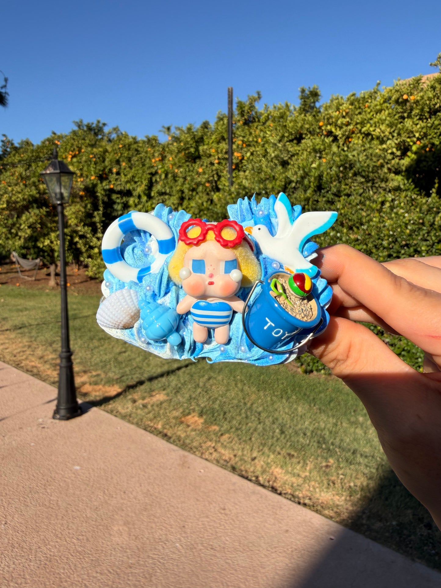 Crybaby By The Ocean Decoden Phone Clip 🏖️💙