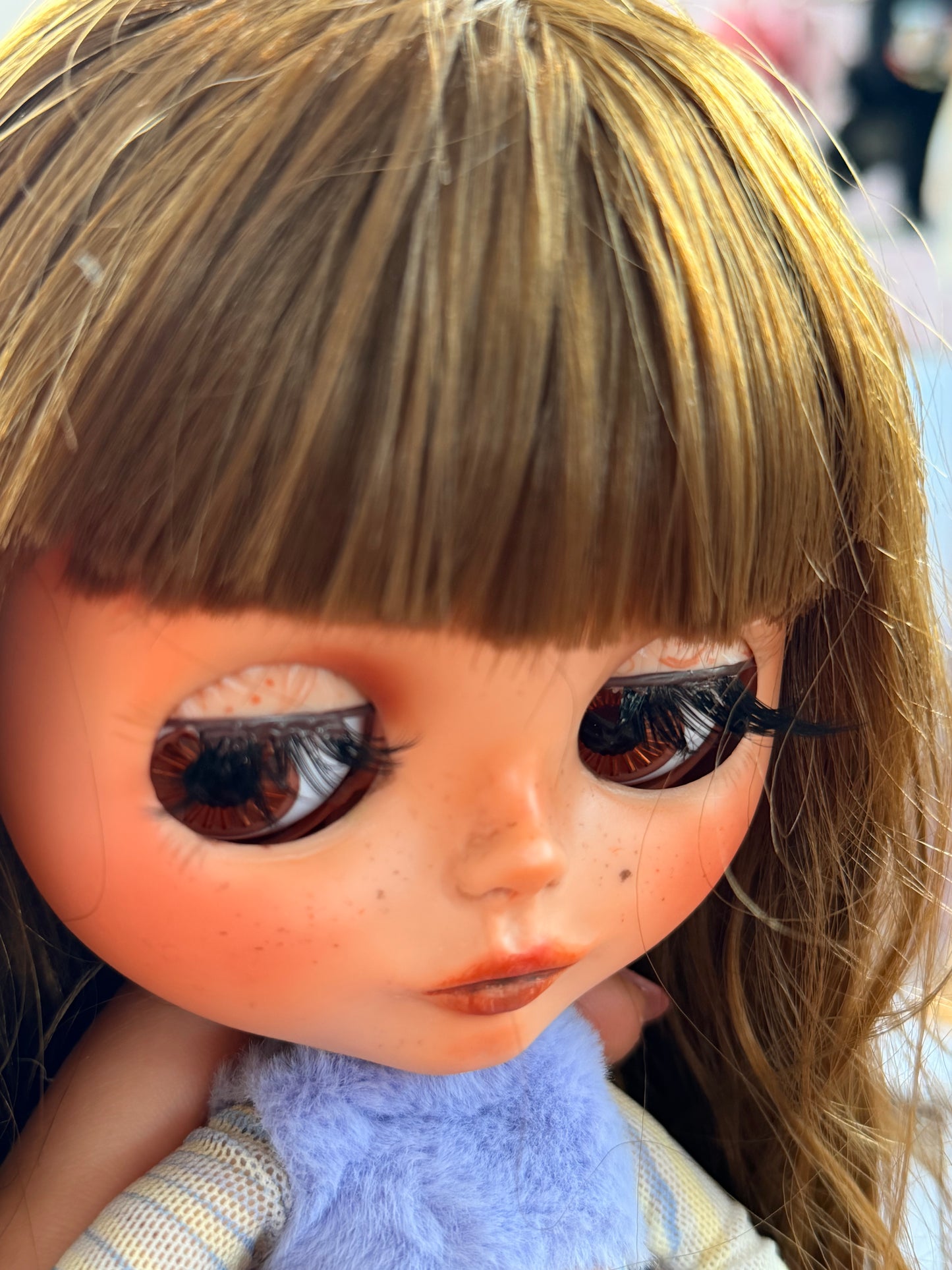 OOAK “Golden Bloom” Custom Blythe Doll – Hand Carved & Hand Painted