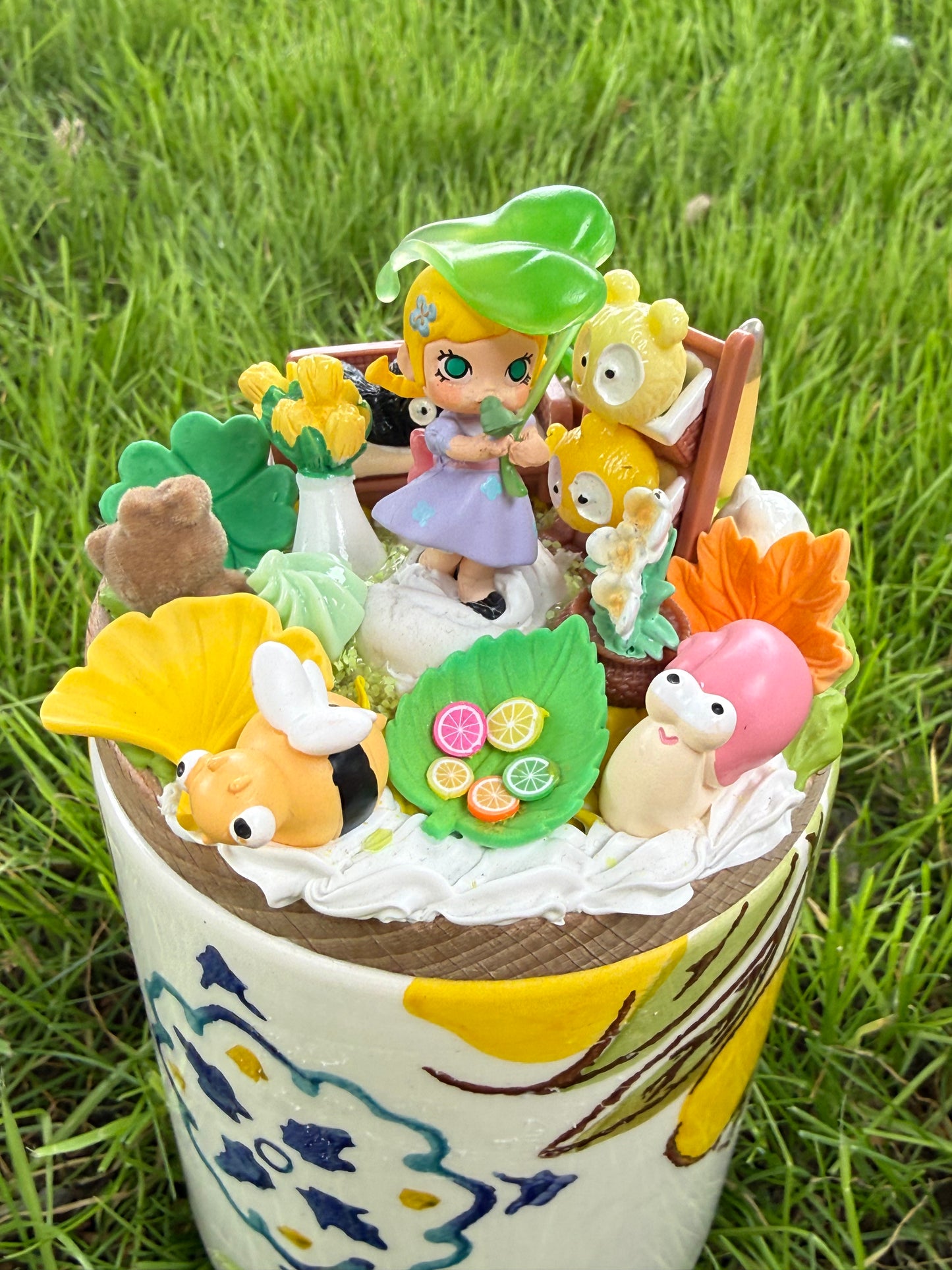 🌙💛 Moonlight Dream Decoden Container – Handmade Collectible 💛🌙