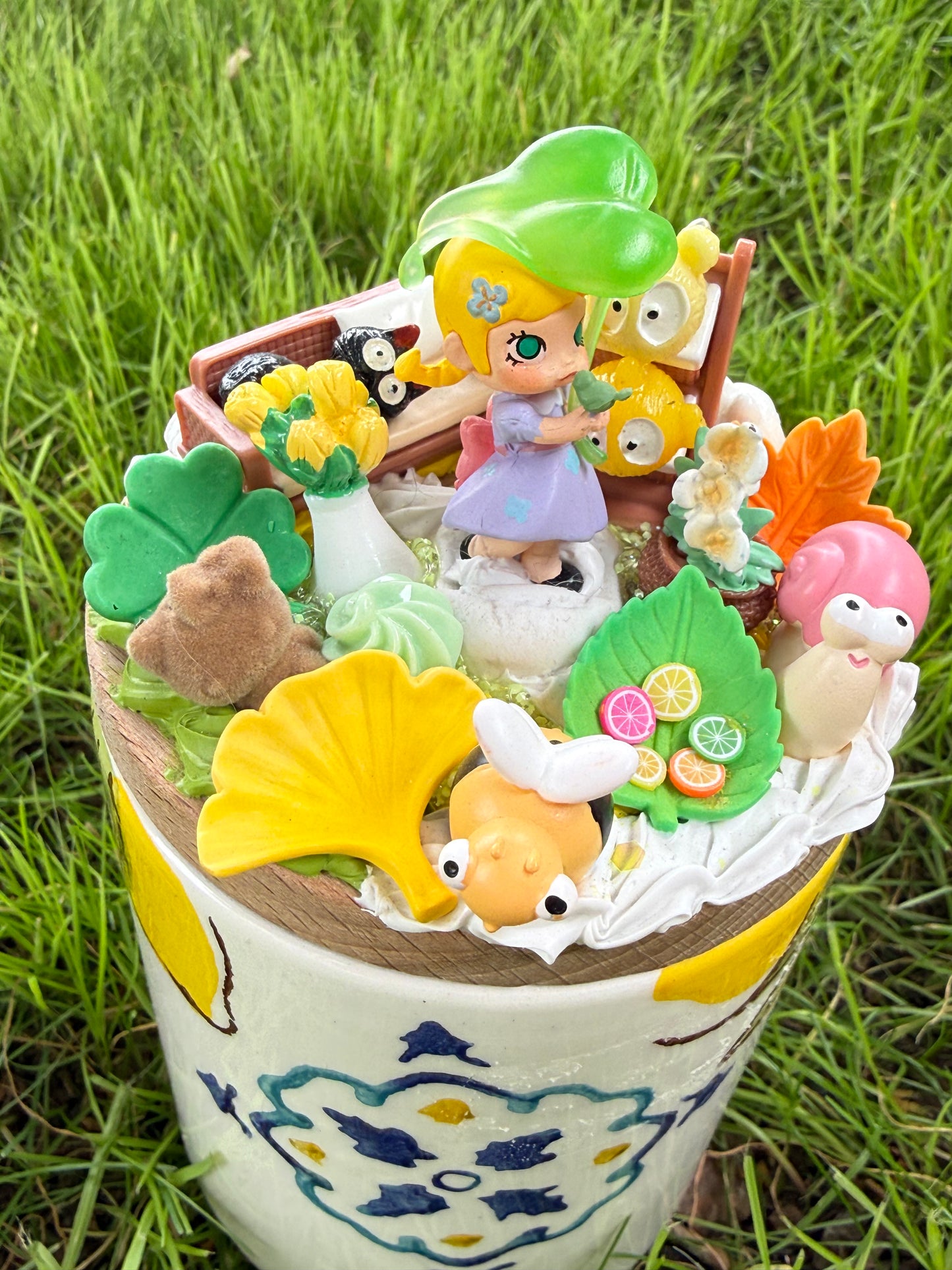 🌙💛 Moonlight Dream Decoden Container – Handmade Collectible 💛🌙