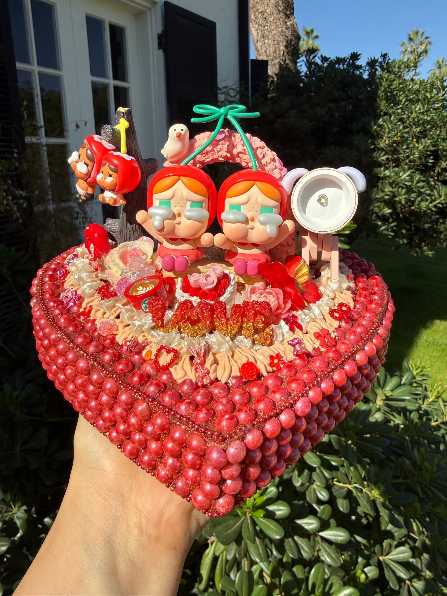 ❤️ Cherry Tears Luxe Decor Lamp ❤️
A statement piece that tells a story ✨