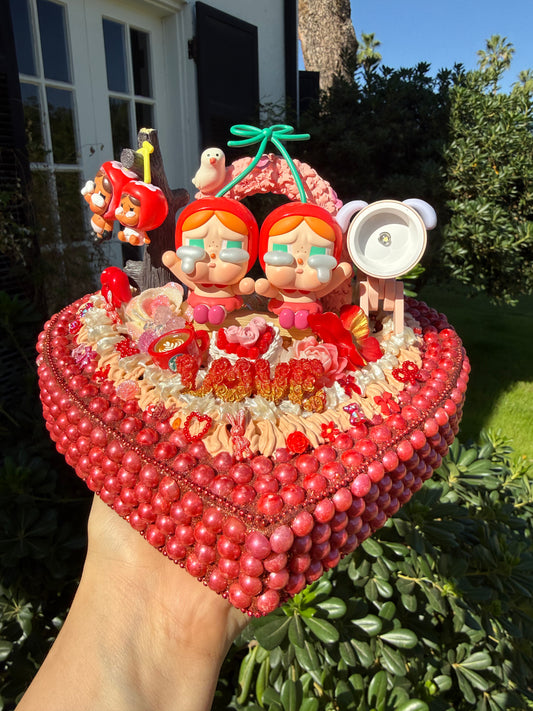 ❤️ Cherry Tears Luxe Decor Lamp ❤️
A statement piece that tells a story ✨