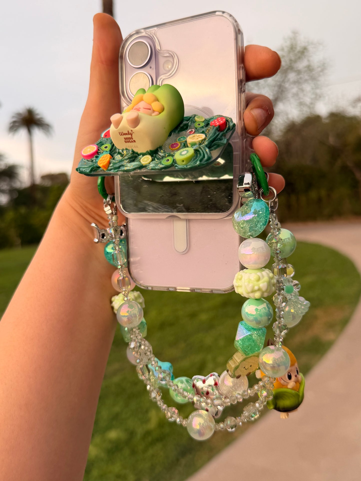 🥕✨ Veggie Phone Clip & Beaded Chain – Handmade Charm Accessory ✨🥕