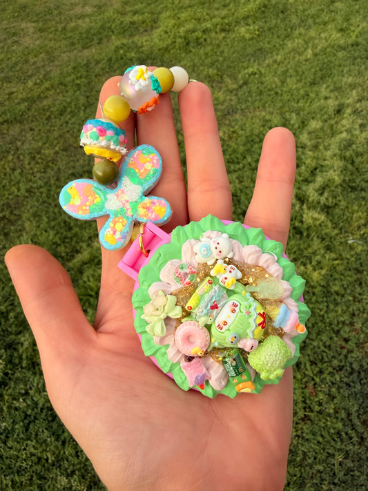 💖✨ Beaded Mirror Keychain – Handmade Charm Accessory ✨💖